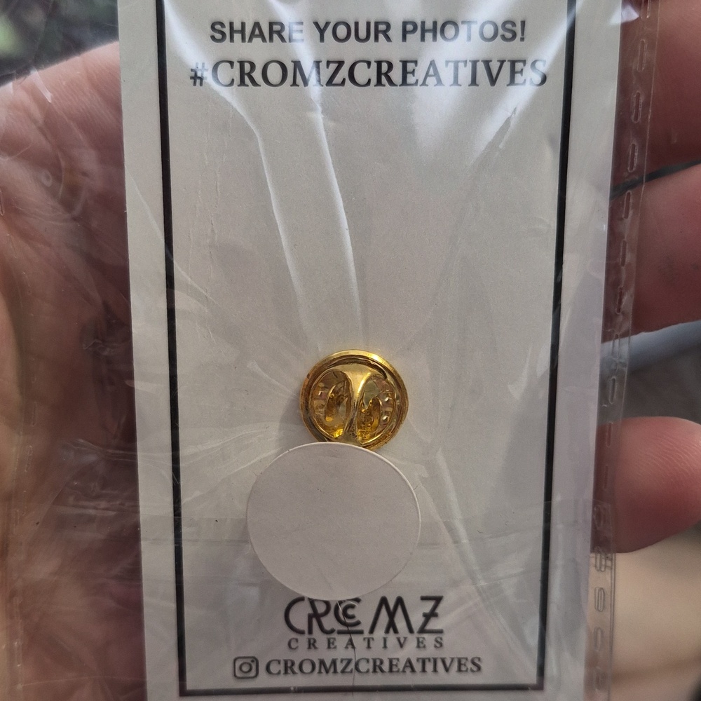 Yoga chakra Button/Pin Accessory - Picture 3 of 3